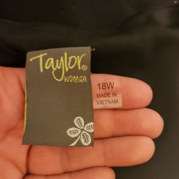 Taylor Woman's Animal-Print Maxi Dress - Picture 2 of 2